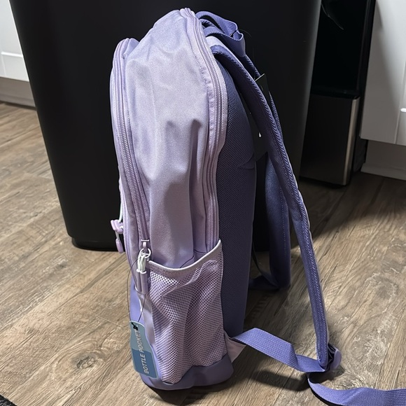 Nike Hydrangeas 3 Brand Backpack,3 zip compartment,padded laptop,bottle slots + - Picture 2 of 13
